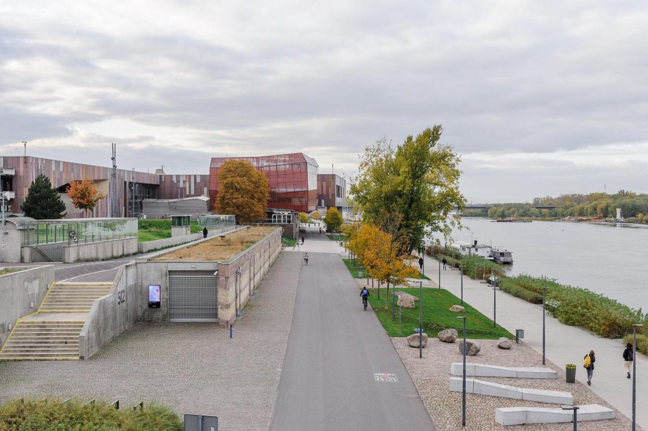 Lumina Apart With A Large Balcony Near Presidential Palace And River Varsó Kültér fotó